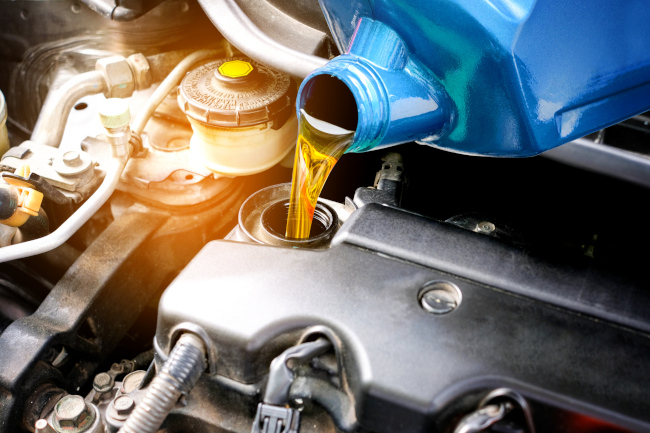 Top Five Signs Your Car Needs an Oil Change